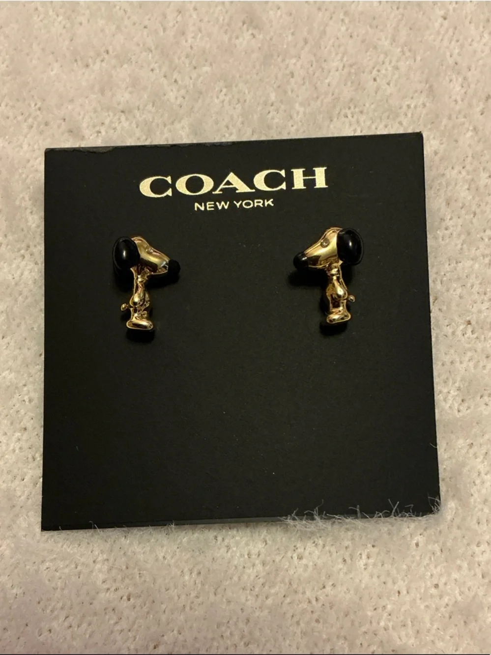Coach Gold-tone Snoopy Head Stud Earrings with Black Accents - Picture 1 of 4